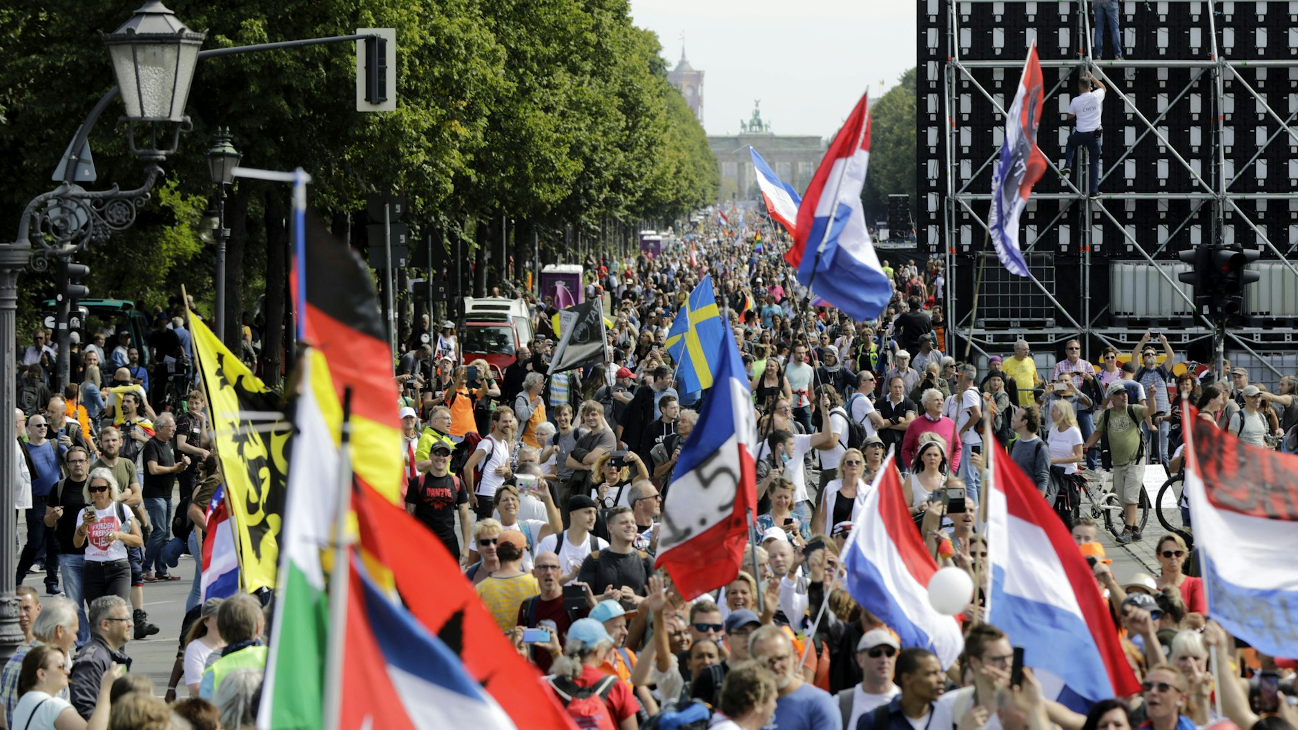 Demonstranten auf der Corona-Demo am 29. August in Berlin.