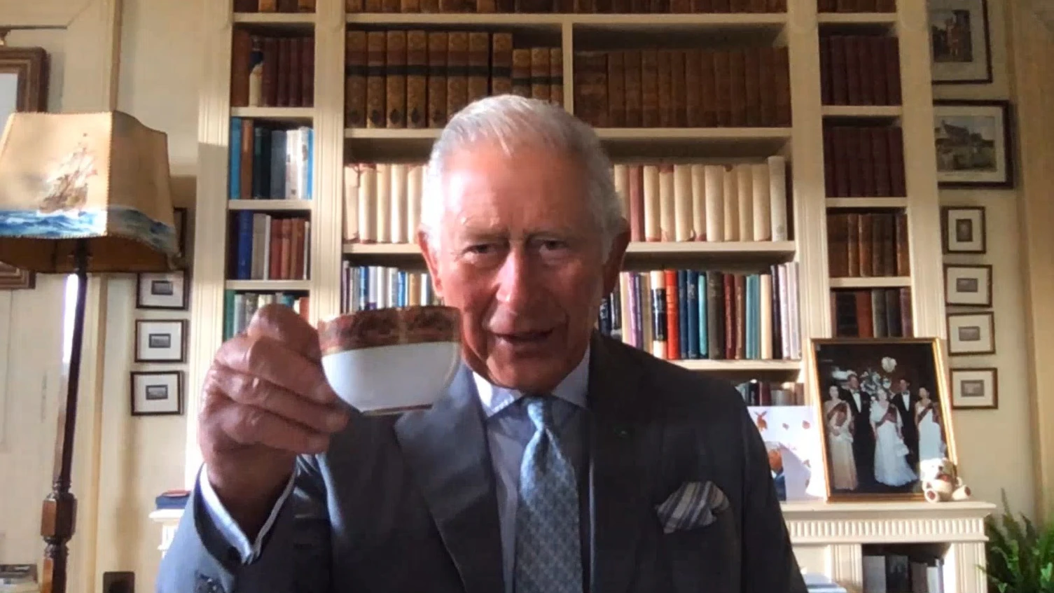 Prinz Charles warnt, wir könnten die letzte Gelegenheit verpassen, unseren Planeten zu retten.