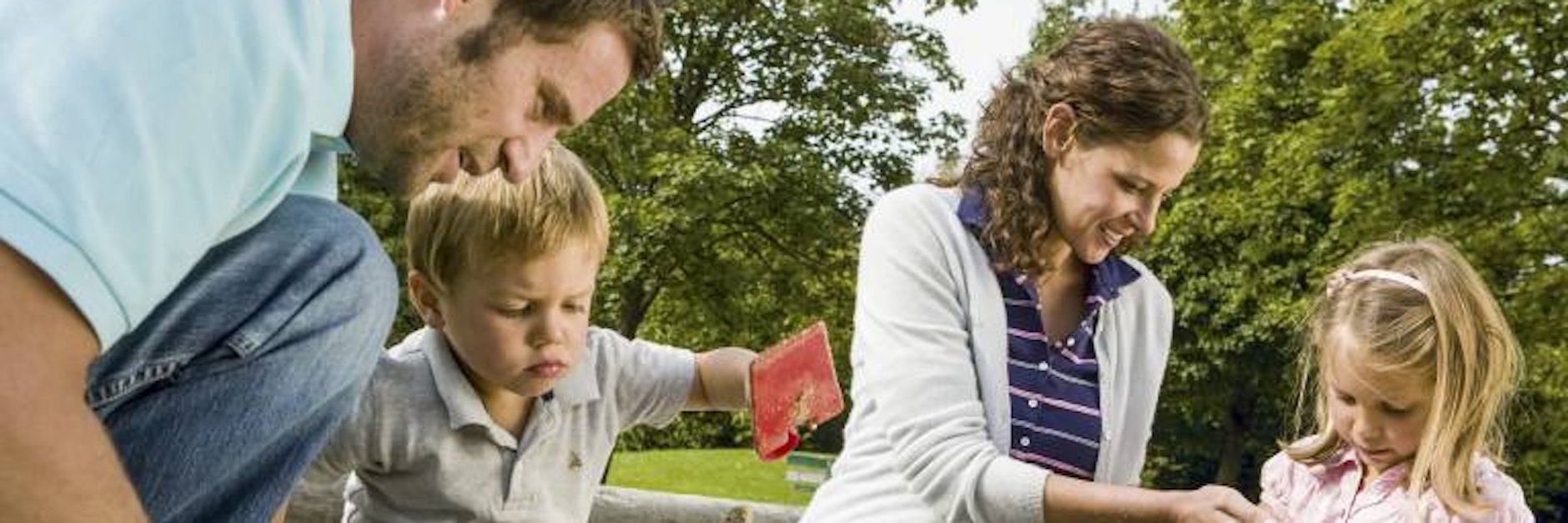 Kinder müssen lernen, Konflikte selber zu lösen. Rasenmäher-Eltern geben ihnen dazu keine Chance.