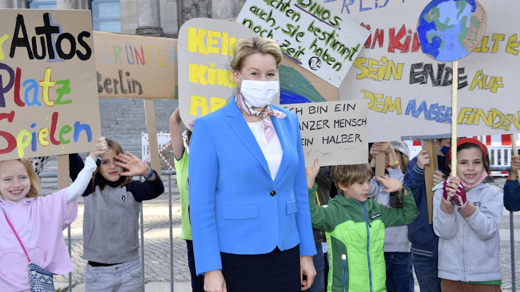 Franziska Giffey fordert, die Kinderrechte endlich im ...