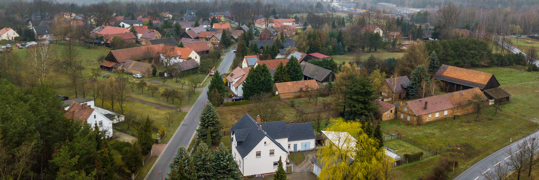 Eine Kleinstadt in Brandenburg: Wie reagieren die Menschen auf Asylbewerber?