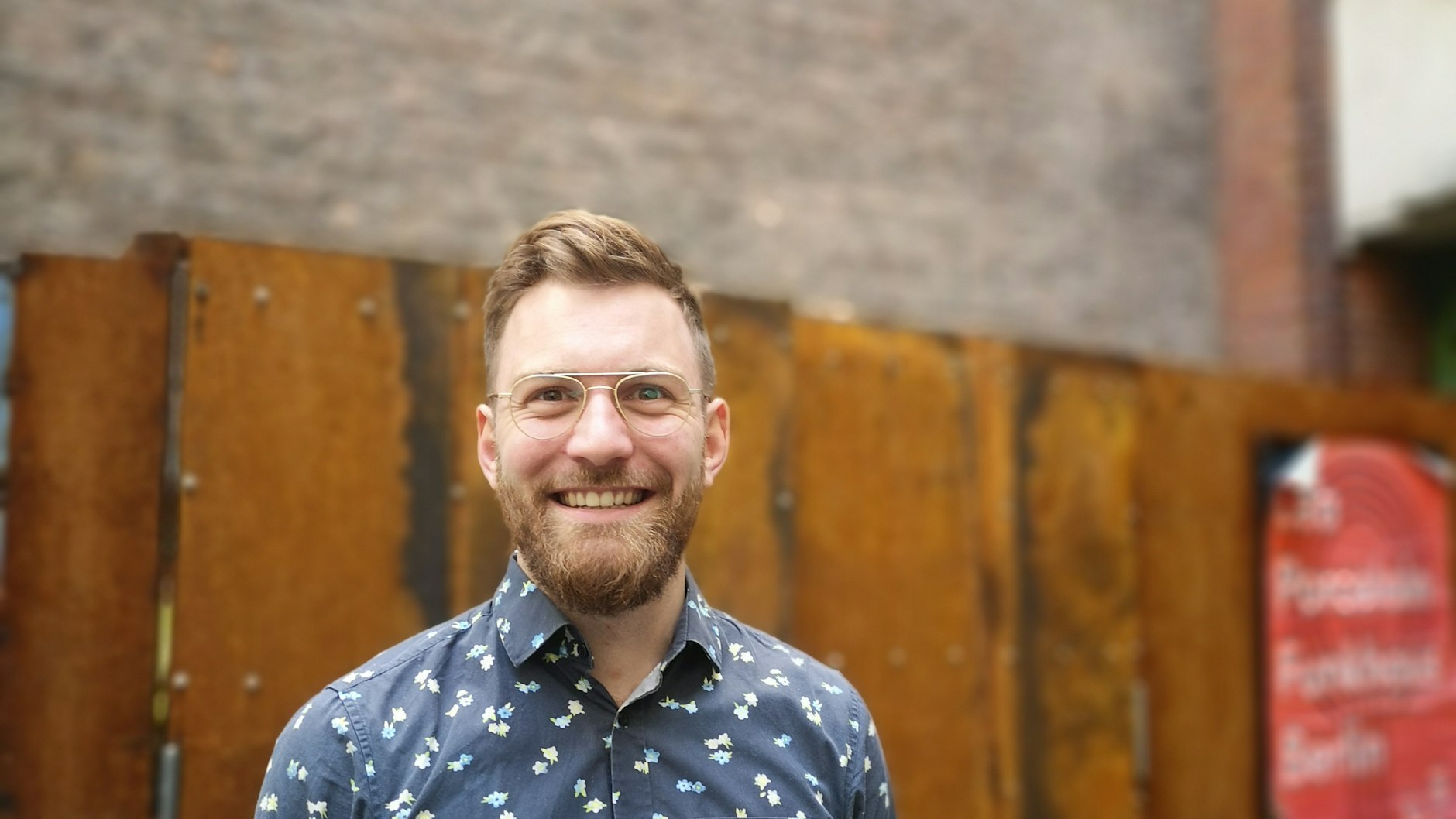 Samuel Schneider vermittelt über seine Plattform Journeyman Handwerker zum Arbeiten ins Ausland.