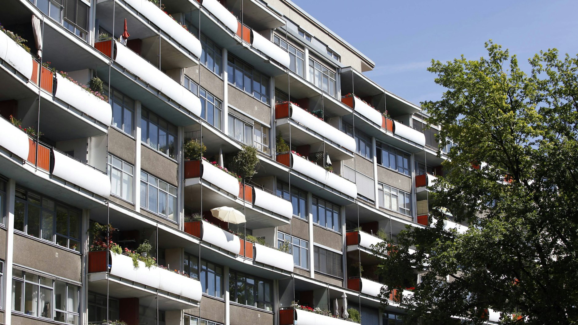 How to buy an sales apartment complex with no money