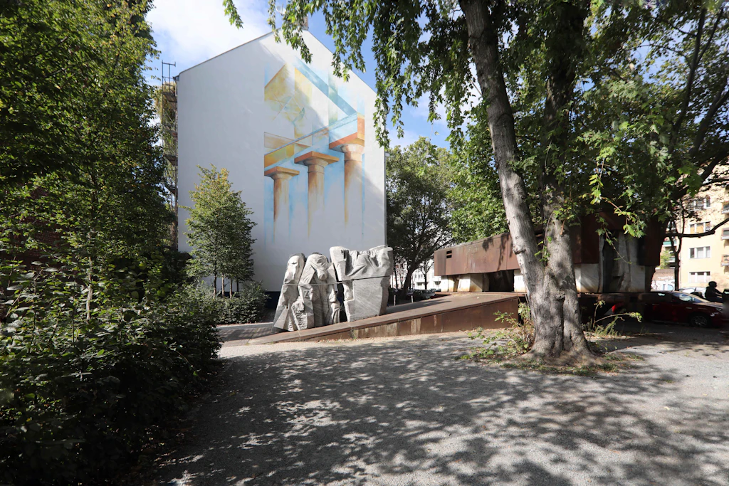 Moabiter Hausgemeinschaft finanziert Wandbild eines einstigen Synagogenportals