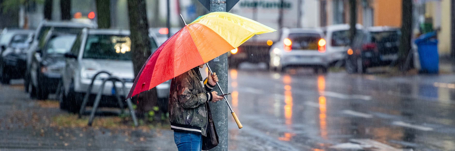 Dunkle Tage und düsteres Wetter verursachen bei vielen schlechte Laune.
