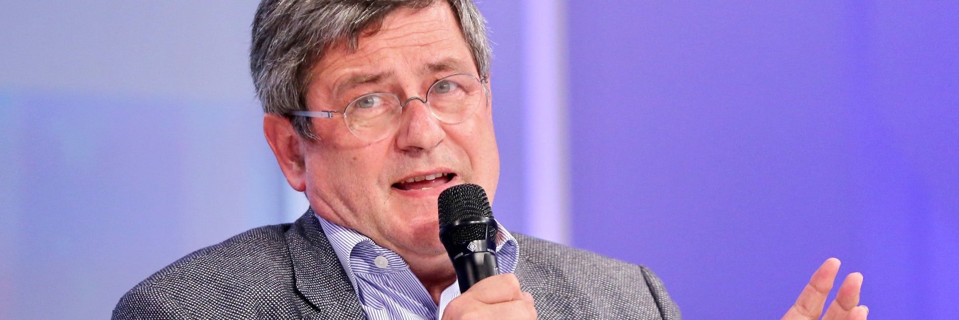 Roland Tichy wird sich laut FAZ-Informationen im Oktober nicht mehr zur Wiederwahl für den Vorsitz der Ludwig-Erhard-Stiftung stellen.