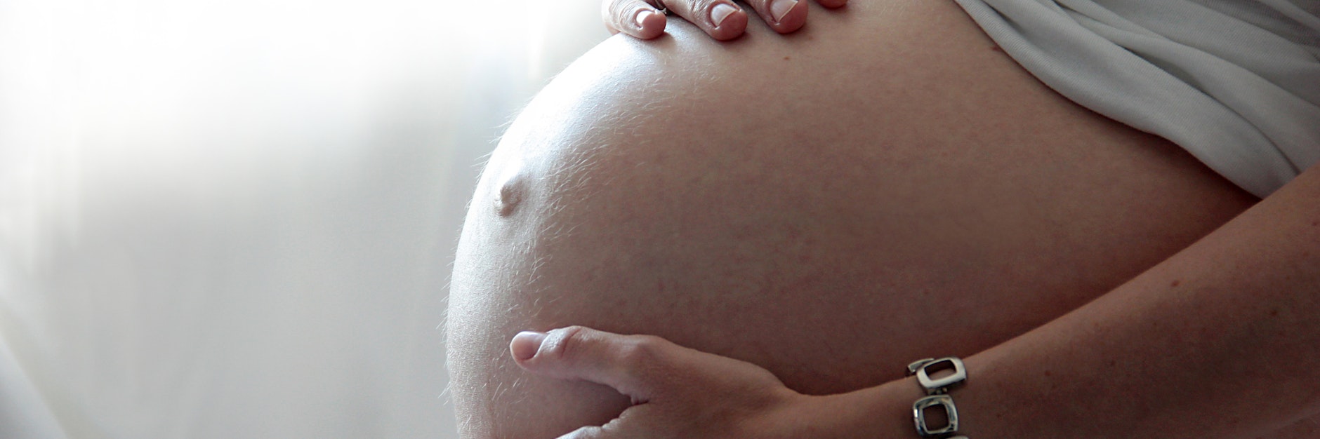 Mit einer Entschädigung für den Alkoholmissbrauch der eigenen Mutter in der Schwangerschaft befasst sich das Bundessozialgericht in Kassel.&nbsp;