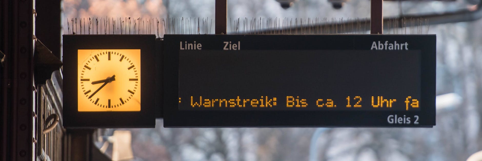 Alle Räder stehen still... ein Foto vom Warnstreik am 1. April 2019. 