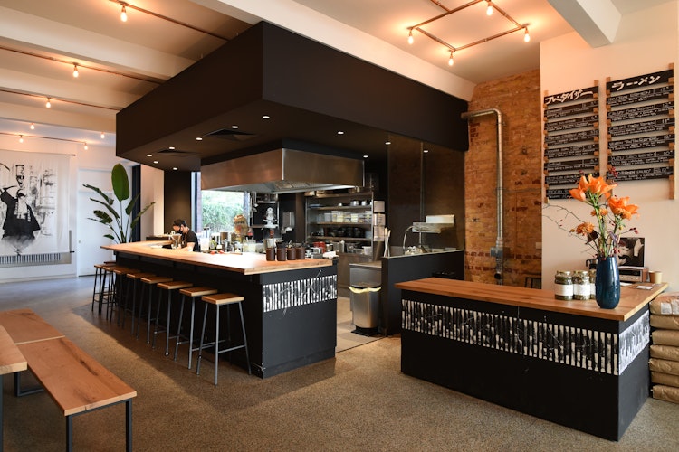 Süchtig nach Suppe Buya Ramen Factory