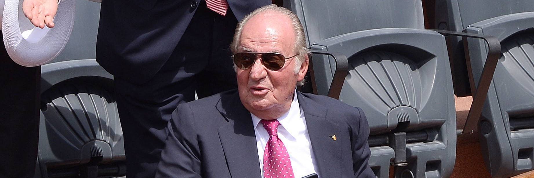 Juan Carlos schaut sich im Jahr 2016 in Paris ein Tennis-Spiel an.