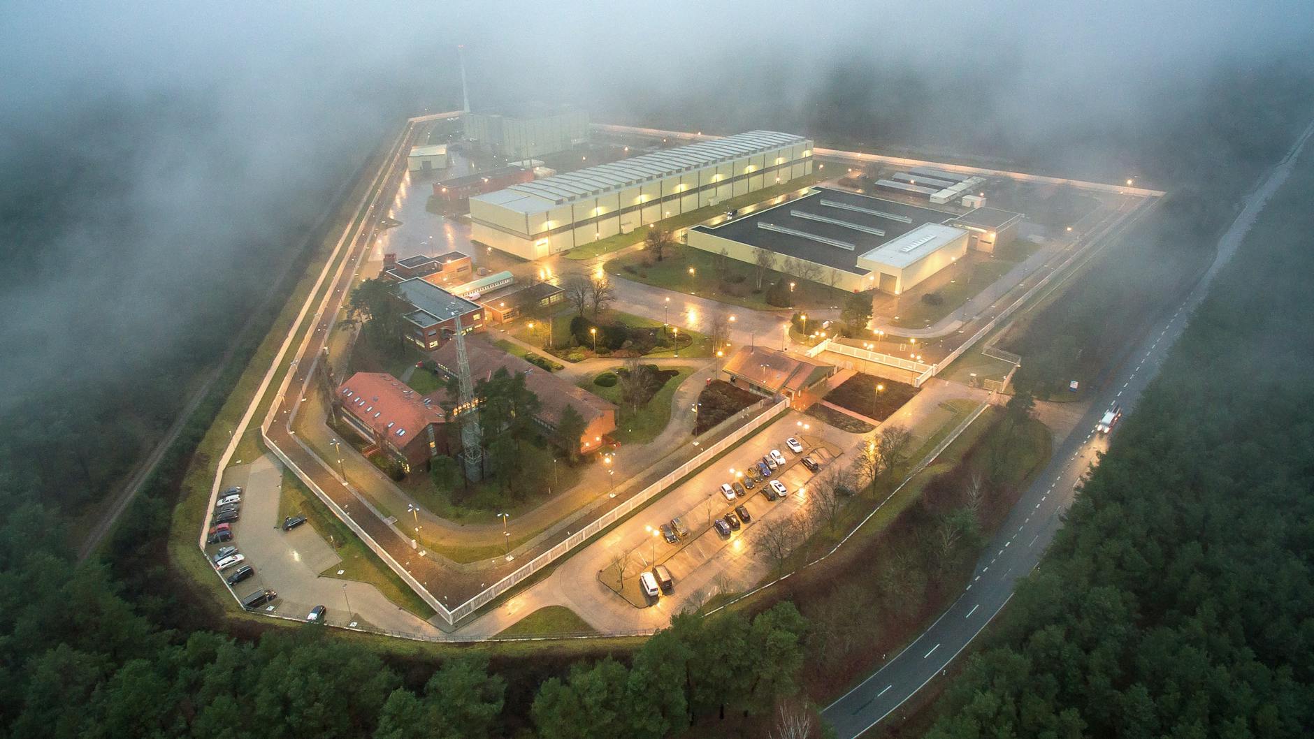 Das Atommülllager Gorleben ist bisher ein Zwischenlager für abgebrannte Brennelemente. Ursprünglich sollte dort auch ein Endlager eingerichtet werden.