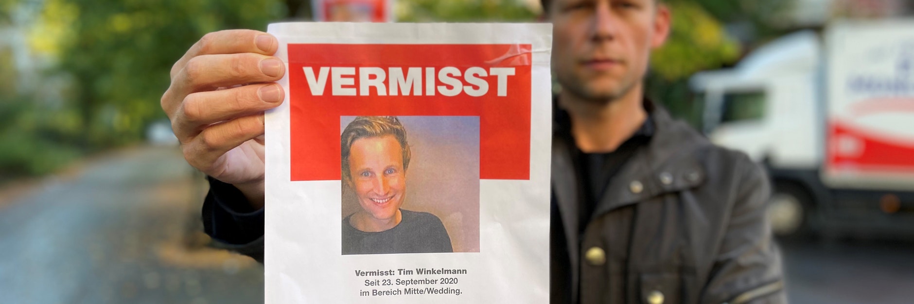 Mit diesem Plakat wird nach dem Vermissten gesucht.<br>