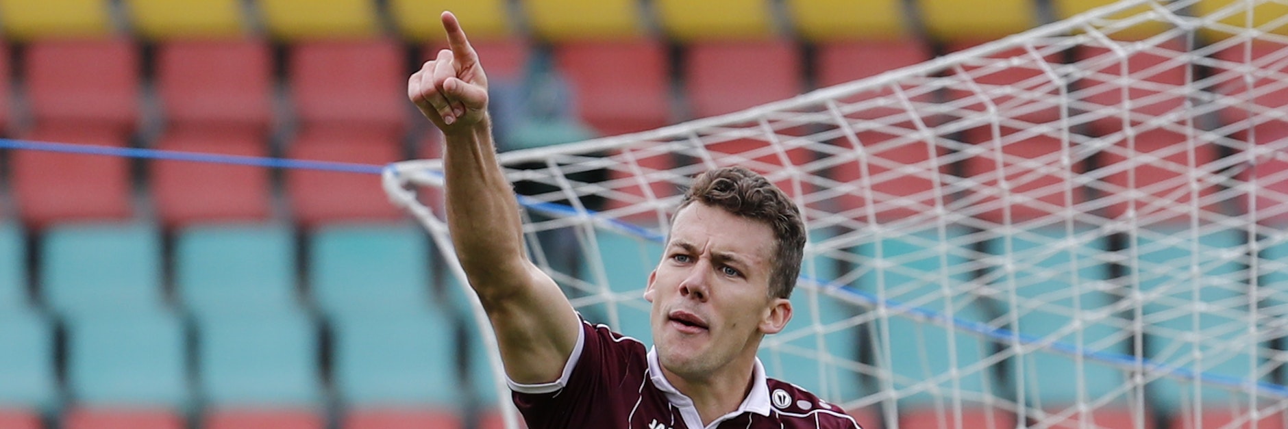 Immerhin: Chris Reher feiert das 2:2 gegen Optik Rathenow.