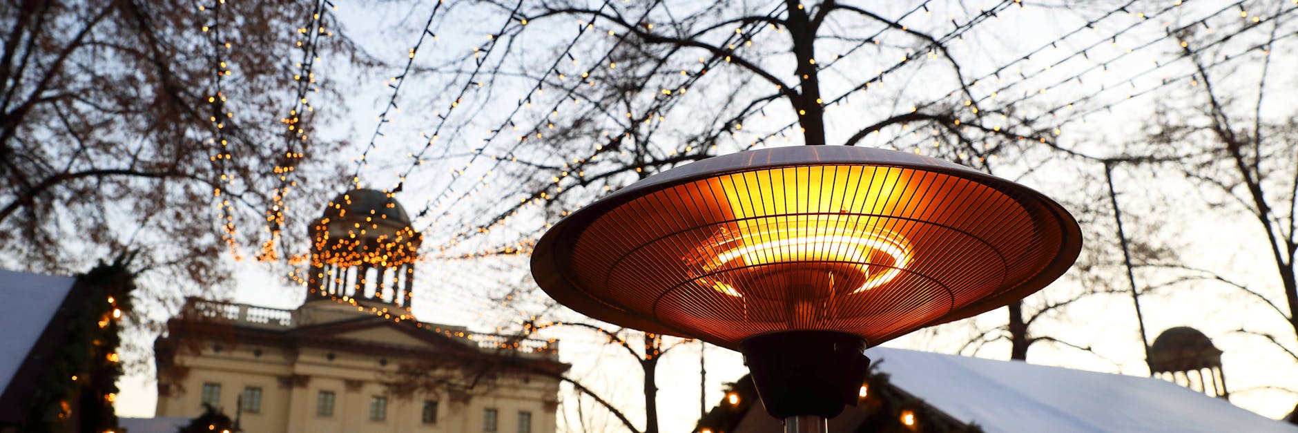 Ob Heizpilze die Draußen-Saison verlängern können, wird derzeit heftig diskutiert. 