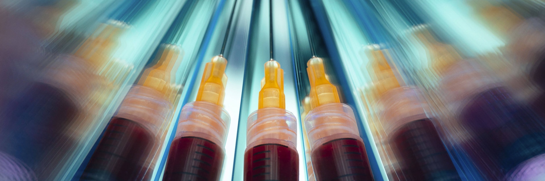 Spritzen mit einem Impfserum