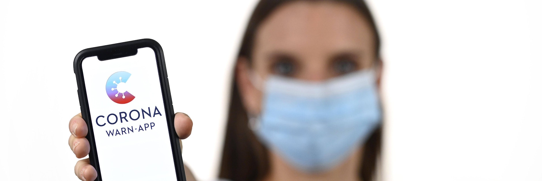 Die Corona-Warn-App soll dabei helfen, Infektionsketten nachzuverfolgen.