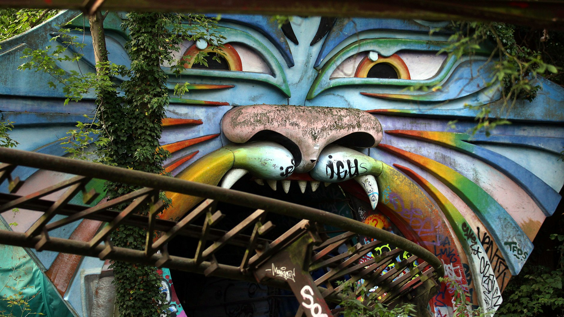 Das legendäre Drachenmaul der Achterbahn wird bleiben, aber ohne Bahn.