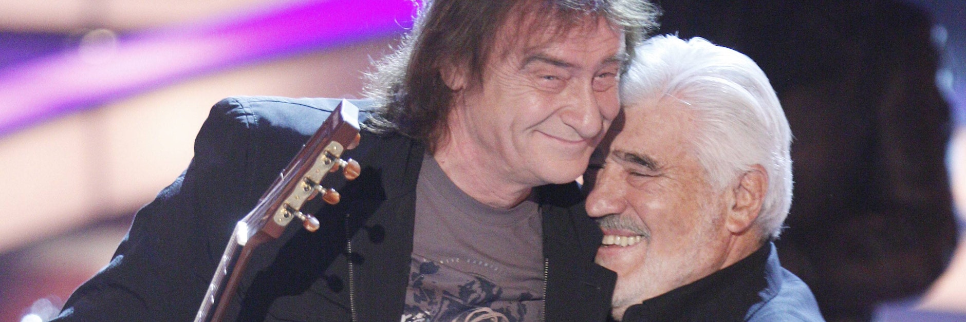 Sind gute Freunde: Dieter „Maschine“ Birr&nbsp; und Mario Adorf , hier bei einem Auftritt in der ZDF-Show von Carmen Nebel (2009).