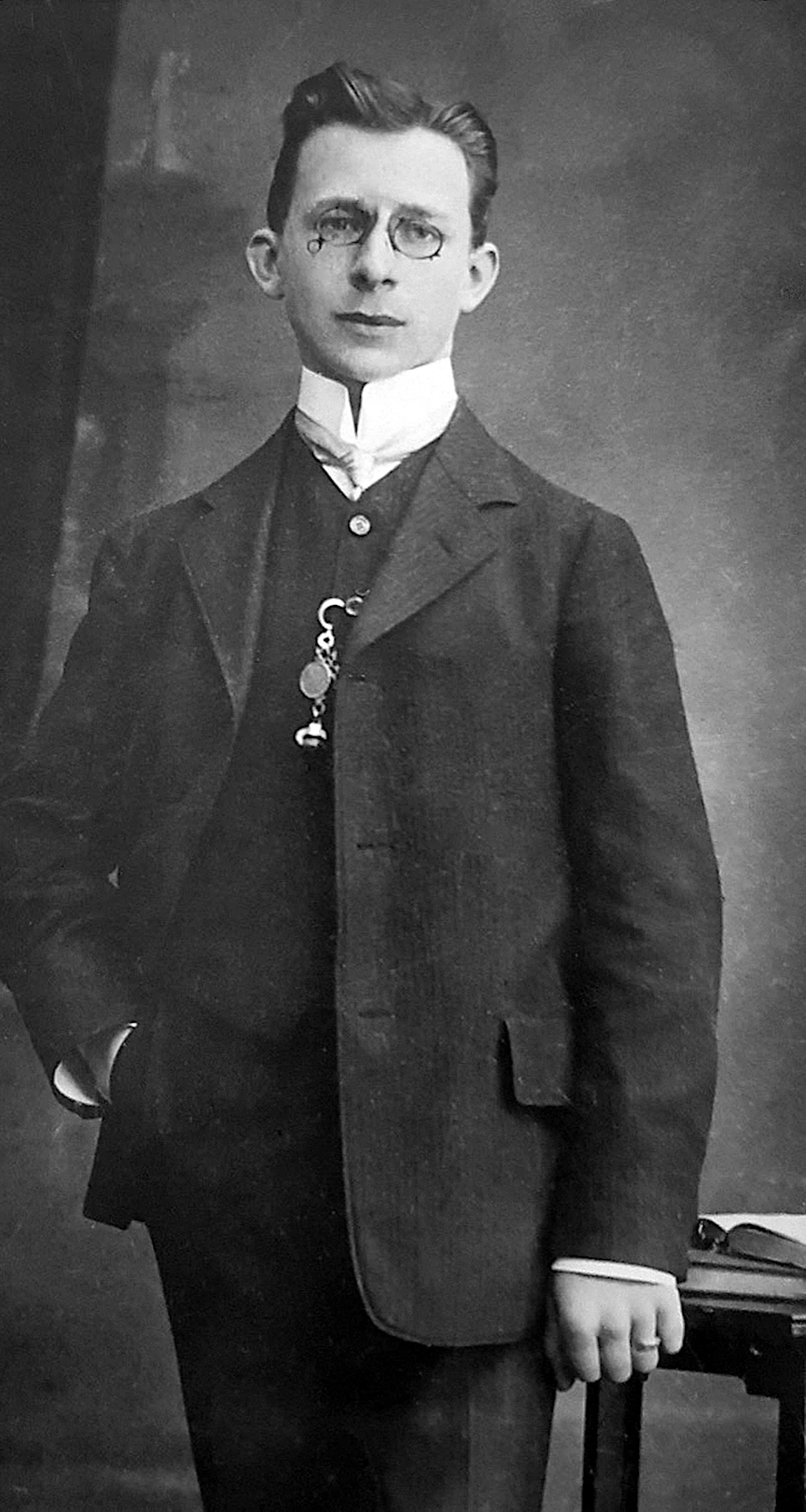 Walter Ubricht als junger Mann.&nbsp;