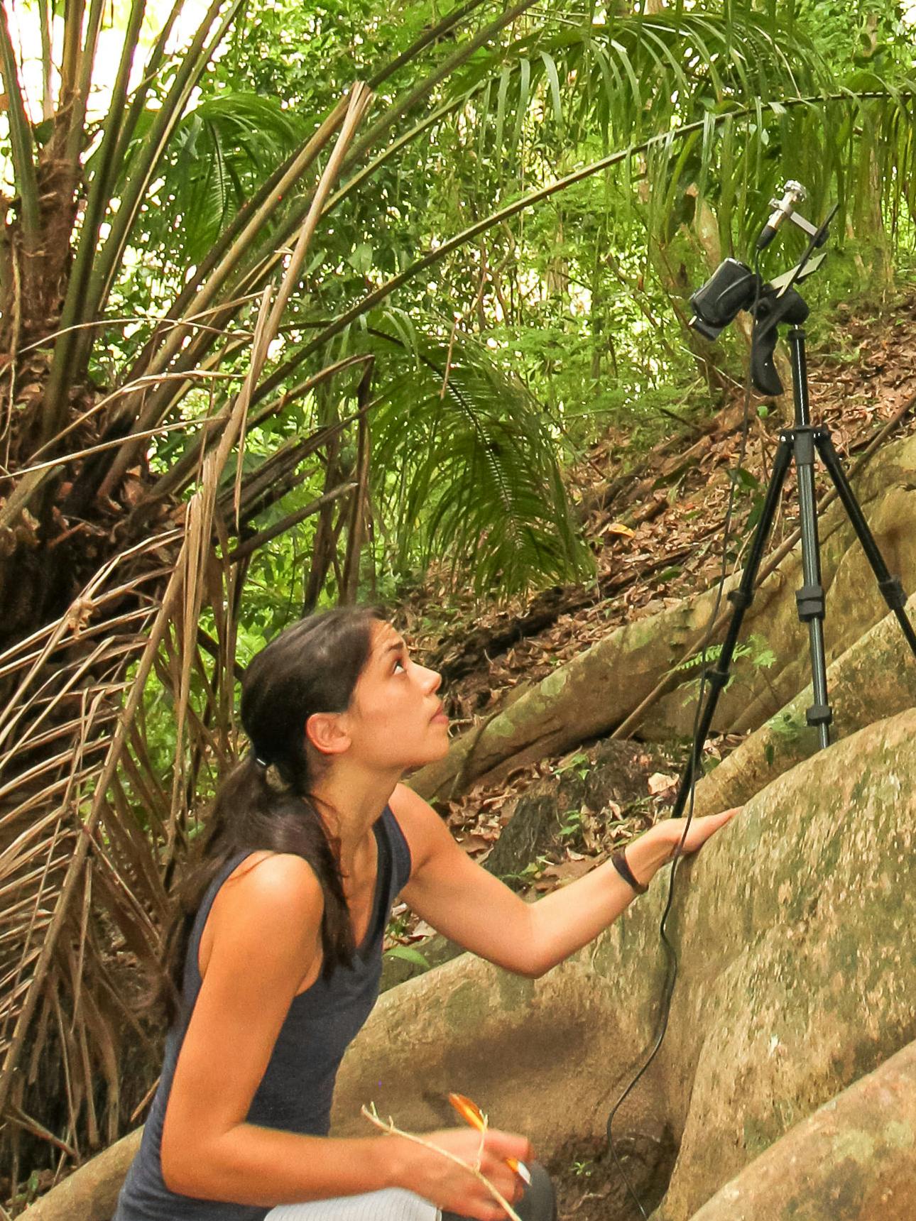 Die Berliner Biologin Ahana Fernandez untersuchte, wie die Jungen mit ihren Müttern interagierten.