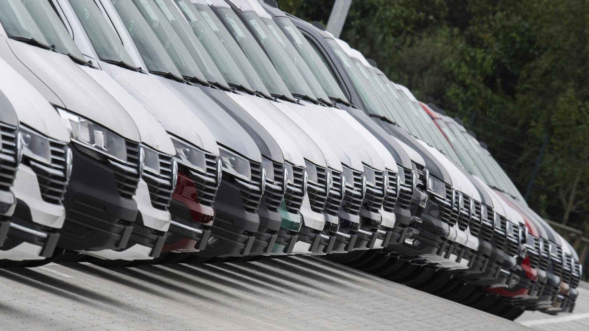 Alles muss raus: Beim Autogipfel im Kanzleramt will die Autobranche über Subventionen verhandeln.