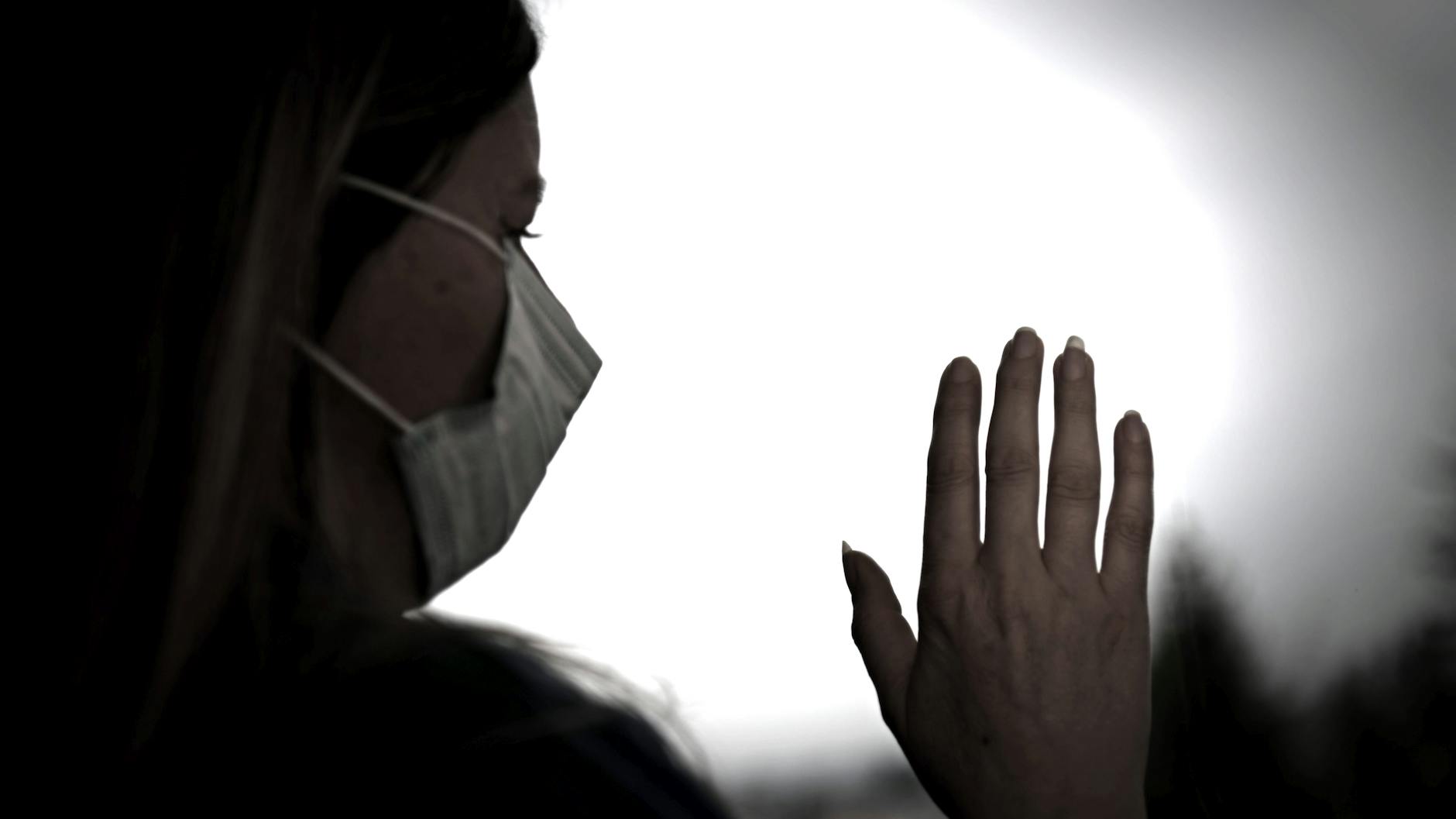 Depressionen und Suizide als Kollateralschäden? Über die Folgen der Kontakt-Beschränkungen und anderer Pandemie-Maßnahmen wird nur wenig geforscht.