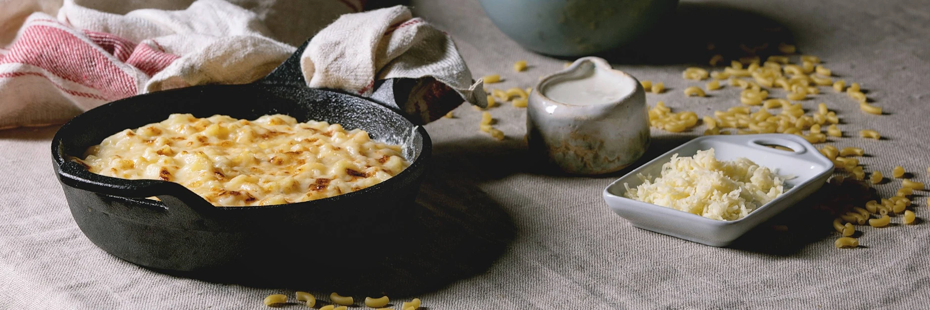 Mac and Cheese - also Makkaroni mit Käse - sind ganz leicht zubereitet.
