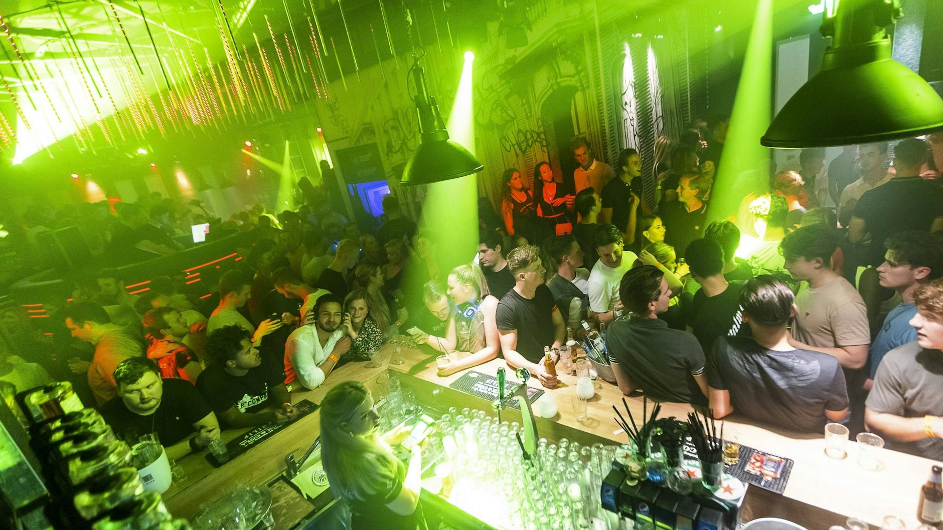 Ein Club in den Niederlanden. Kaum hatten die Diskotheken und Nachtclubs wieder geöffnet, wurden sie nun wieder geschlossen.