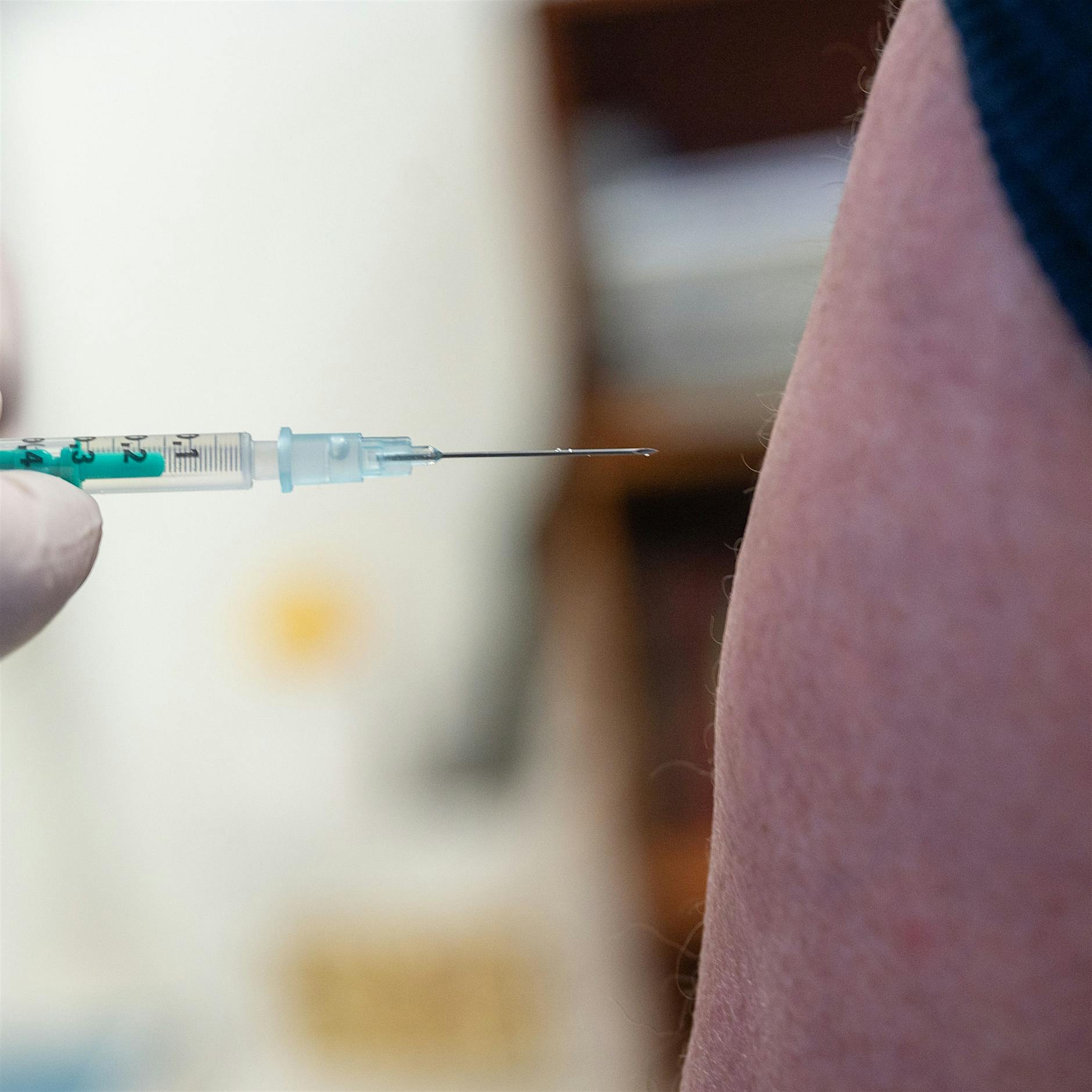 Ohne Termin: Berlin startet Drive-in-Impfzentrum vor Ikea