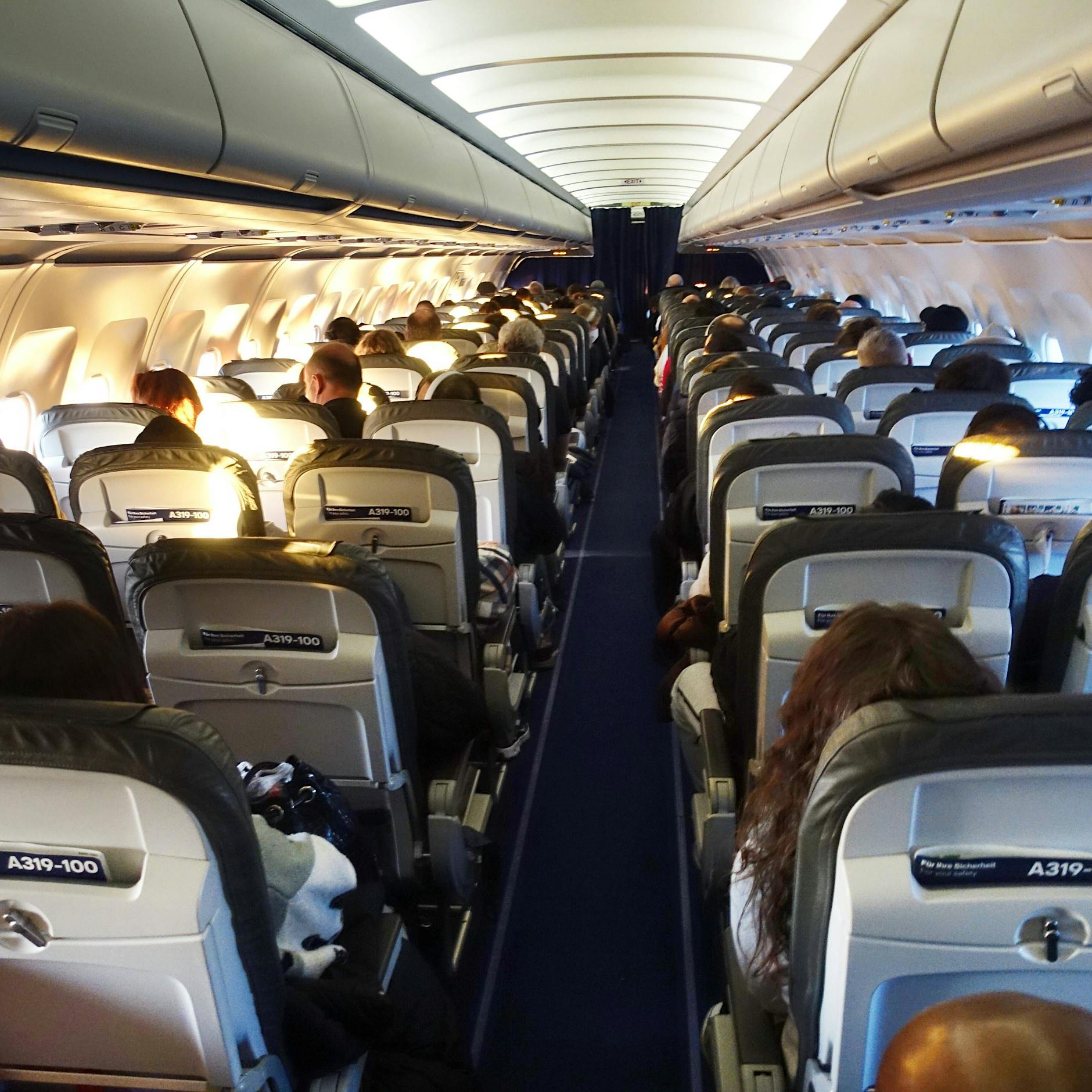 Lufthansa wirft die Begrüßung „Damen und Herren“ über Bord – aus diesem Grund