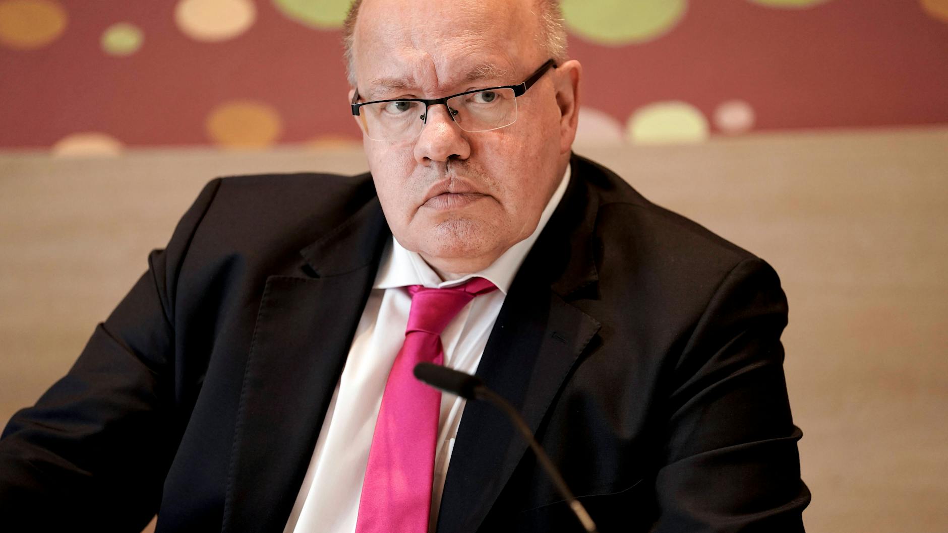 Wirtschaftsminister Peter Altmaier (CDU) distanzierte sich von dem Angriff auf die Pressefreiheit durch junge Unternehmer.
