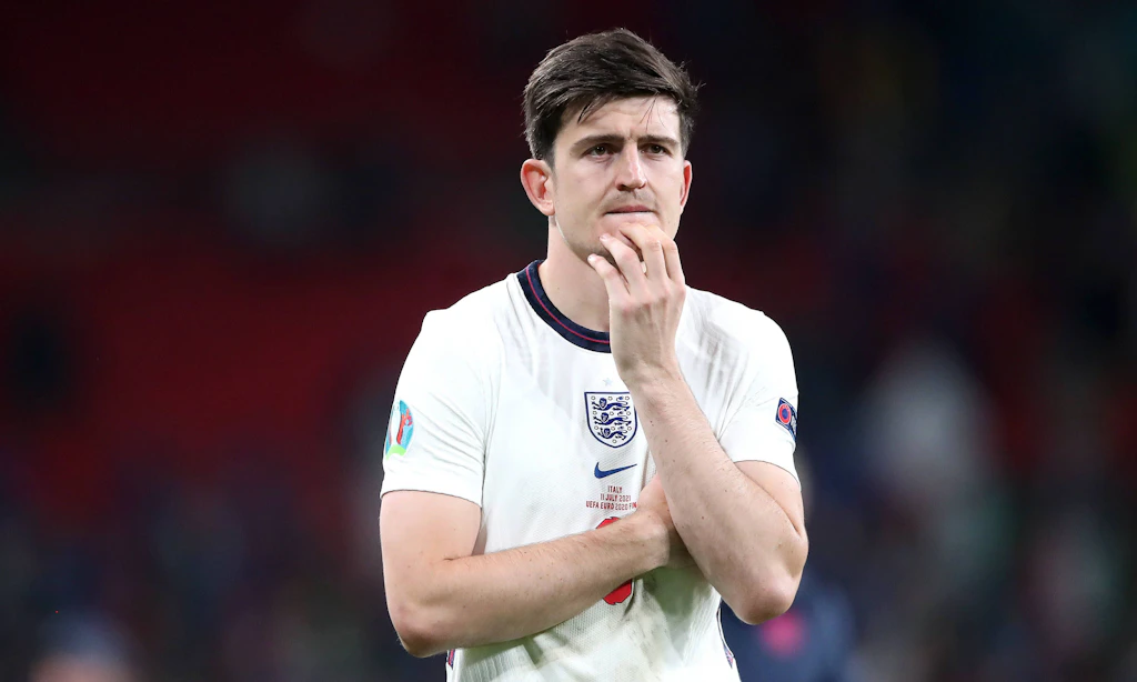 Rippenbruch bei Maguires Vater: Diese harte Strafe droht England nach dem EM-Chaos