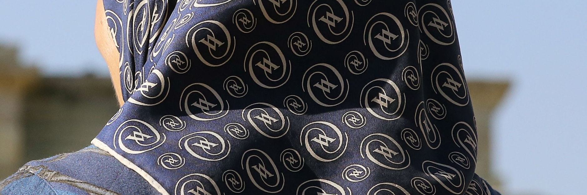 Der Europäische Gerichtshof hat die Rechte von Arbeitgebern gestärkt, die muslimischen Mitarbeiterinnen das Tragen von Kopftüchern verbieten.