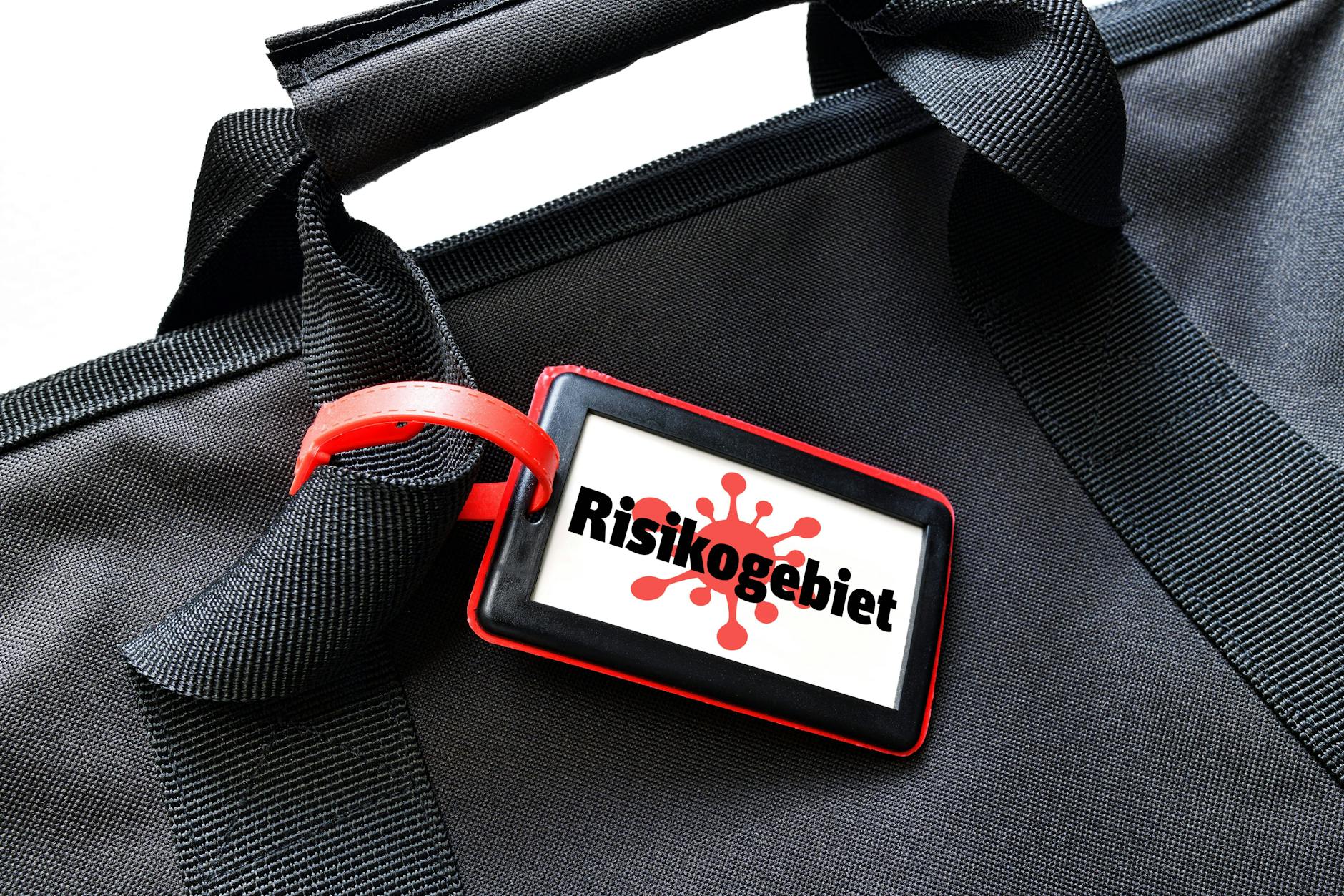 Reisen trotz Corona? Die Zahl der Risikogebiete steigt (Symbolbild).