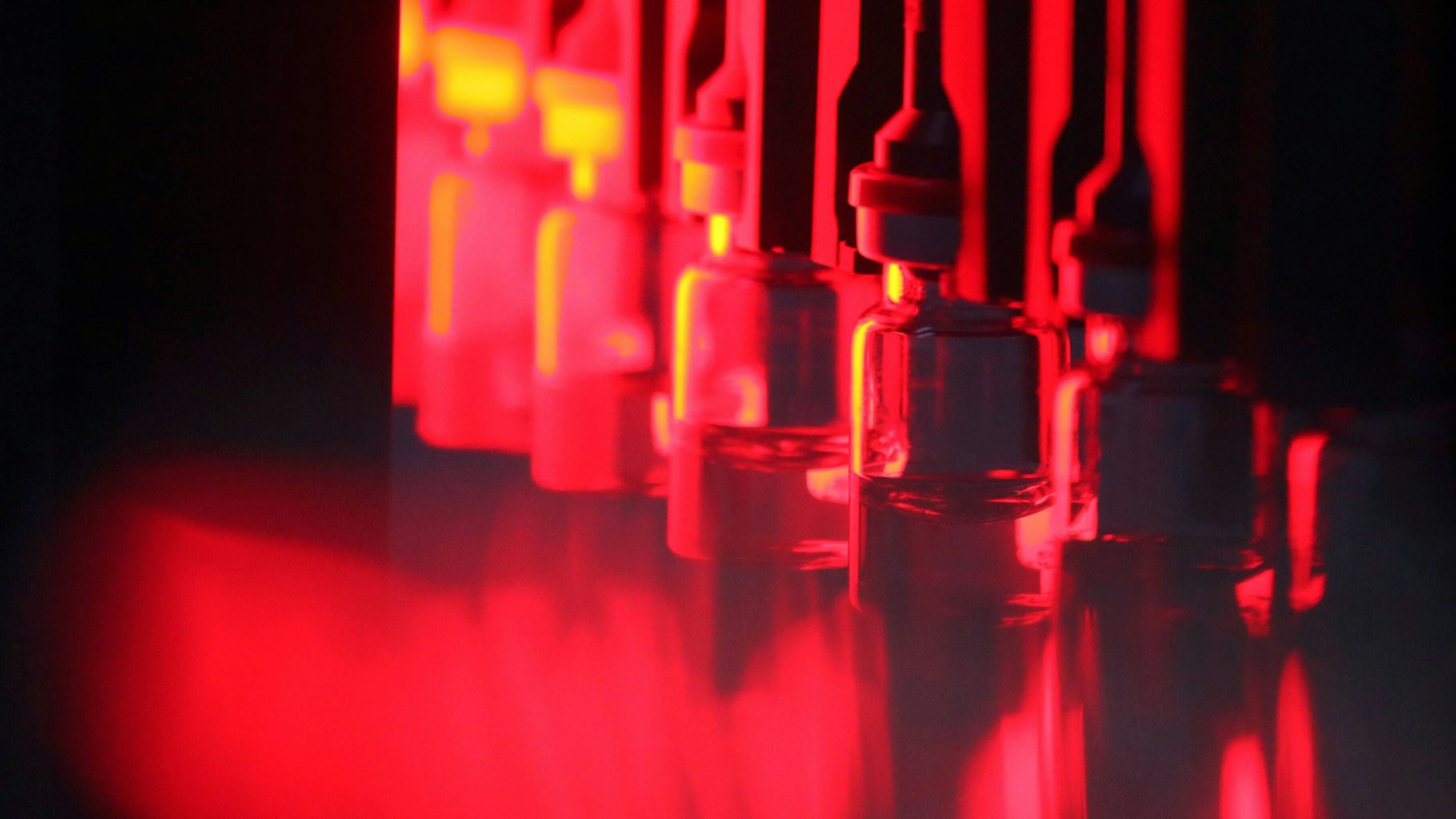 In Deutschland sind 45 Prozent der Bevölkerung voll geimpft. Braucht die Impfkampagne einen weiteren Schub?