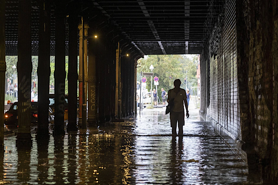 Starkregen und Gewitter sorgten im Berliner Gleimtunnel im Jahr 2019 für eine Überschwemmung. In Zukunft werden in Berlin die Starkregentage ansteigen.