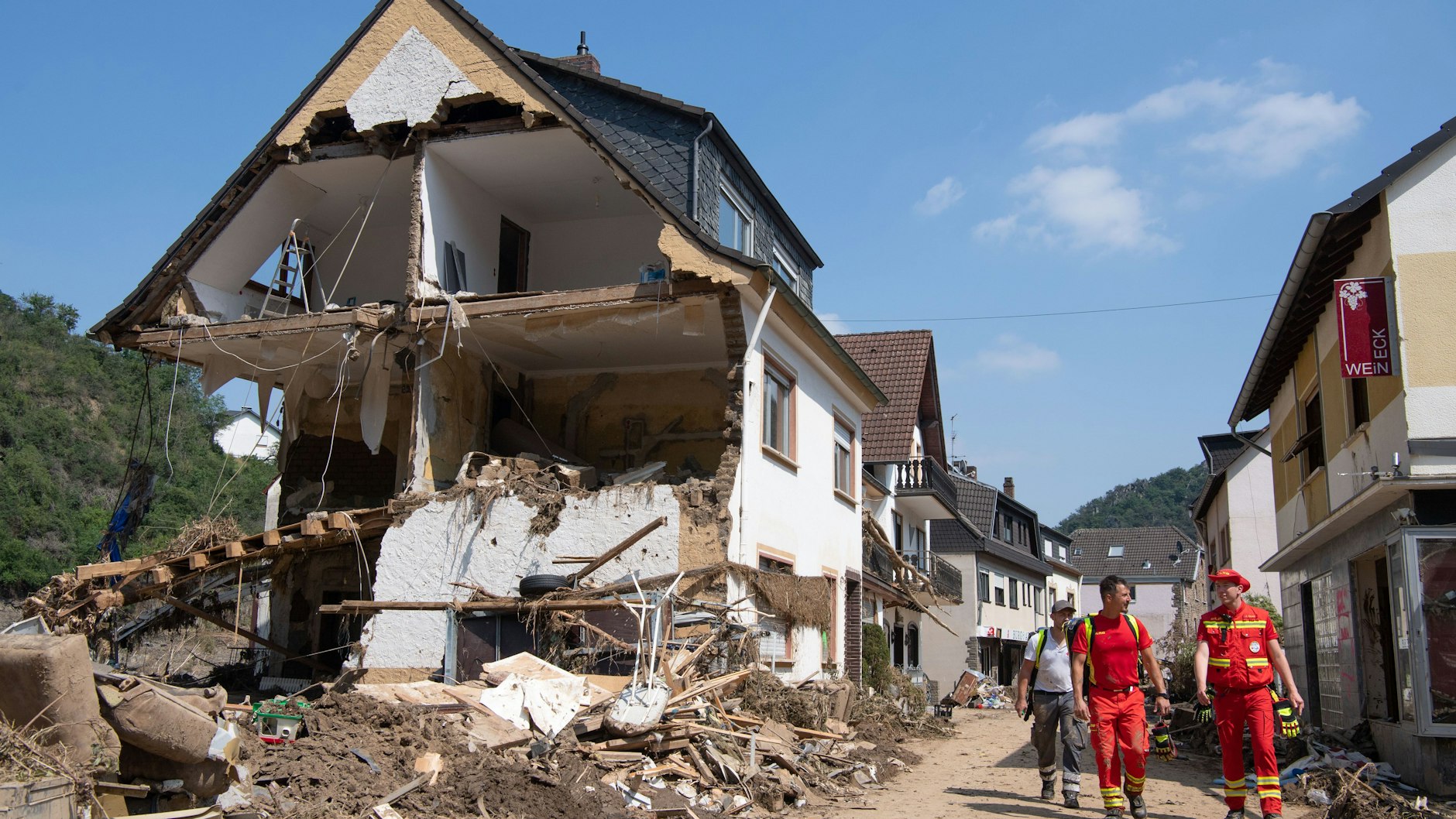 Viele Menschen haben ihr Zuhause bei dem Hochwasser verloren.