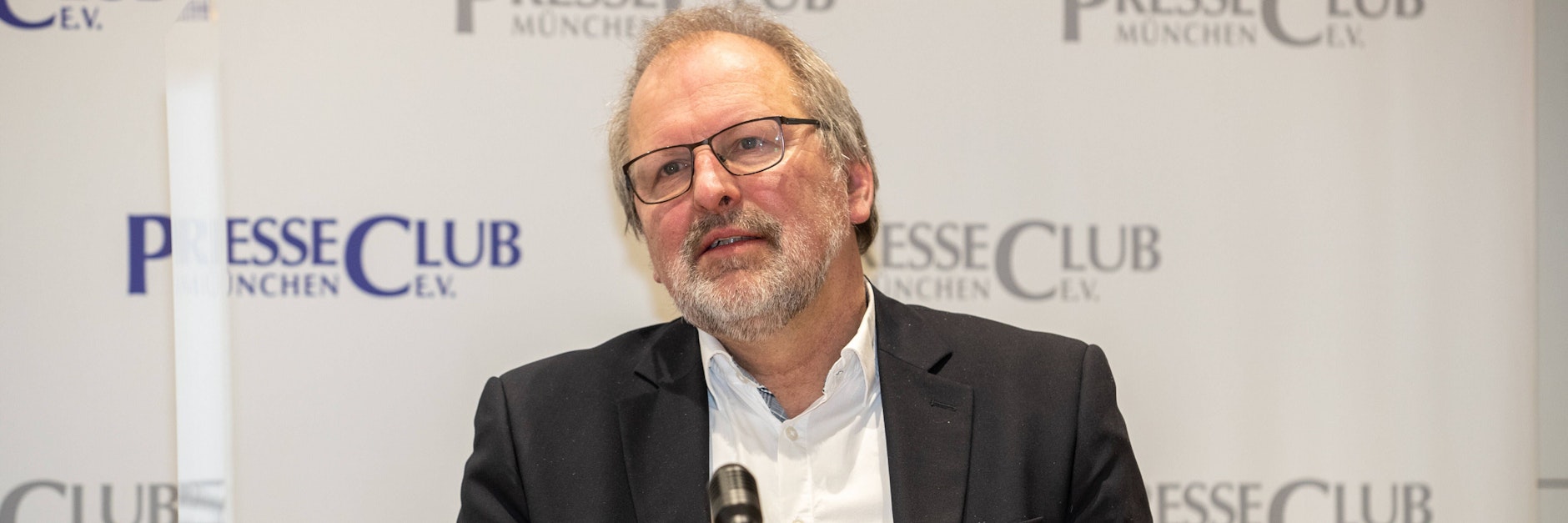 Der Präsident des Lehrerverbandes, Heinz-Peter Meidinger