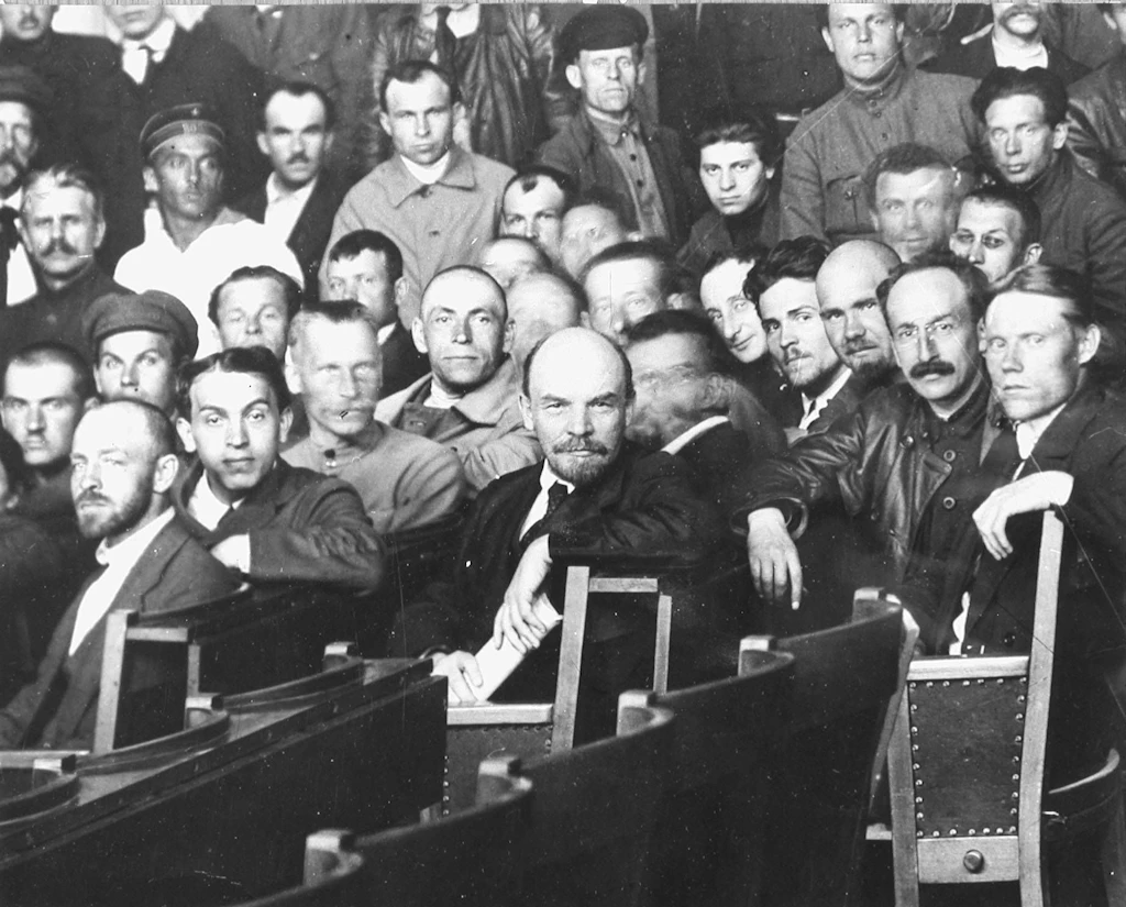 Rosa Luxemburg vs. Lenin = Jacek Kuron