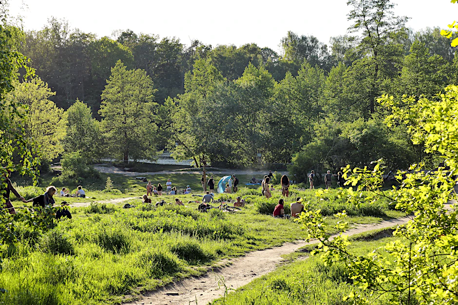 &nbsp;Hohe Ozonwerte treten vor allem am Rand von Metropolen auf und führen zu Beschwerden. Im Foto: Der Teufelssee in Grunewald.