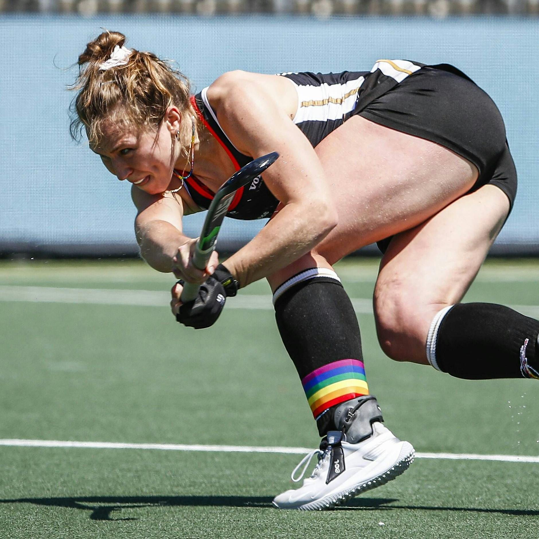 Regenbogen-Binde erlaubt! Deutsche Hockey-Frauen holen ersten Sieg bei Olympia