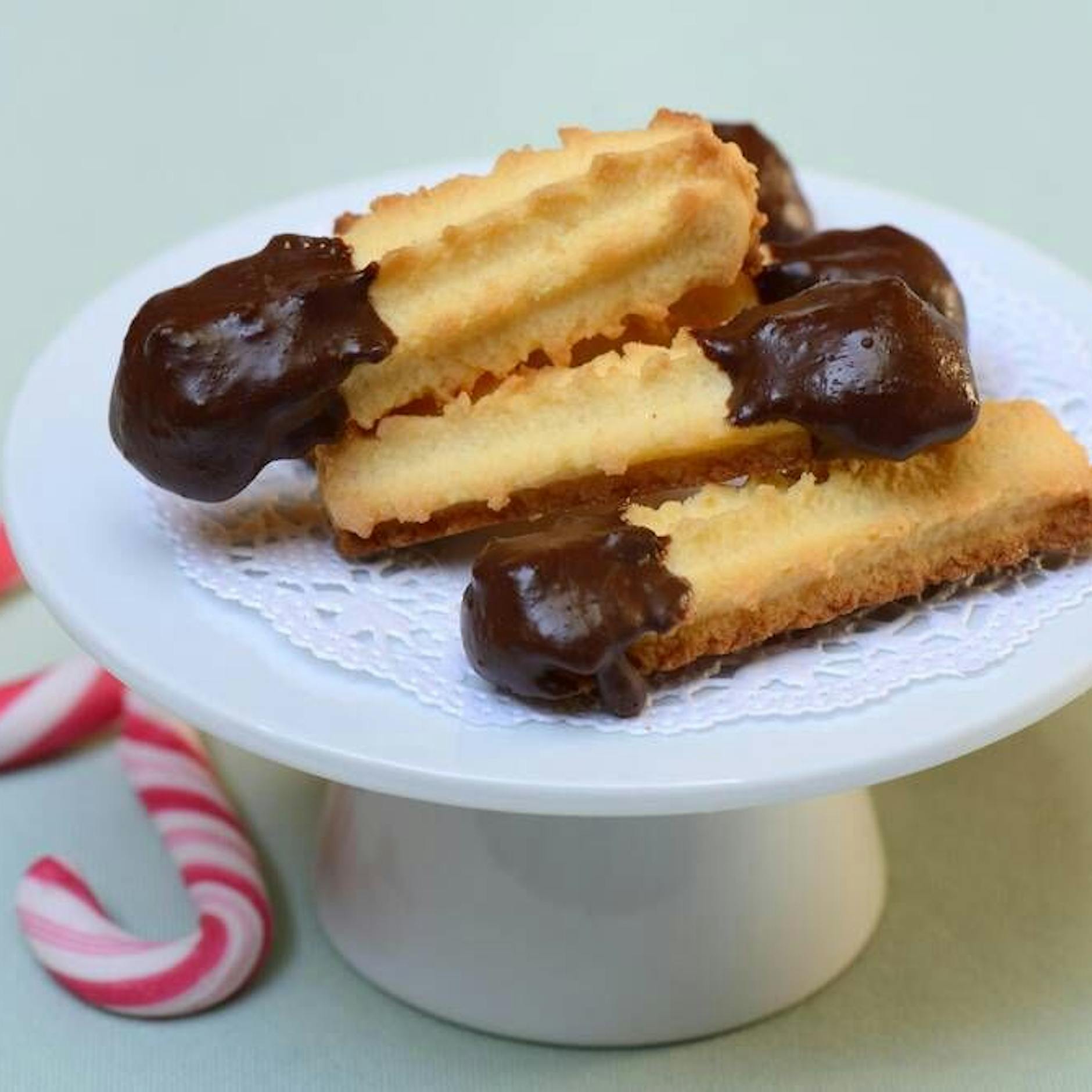 Spritzgebäck: So gelingen Ihnen die köstlichen Kekse mit Schokoladen-Glasur