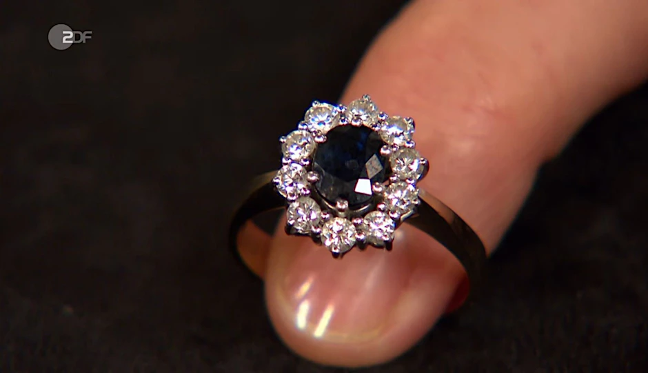 Bei&nbsp;„Bares für Rares“ steht dieser Ring zum Verkauf, der sehr an den Verlobungsring von Lady Diana erinnert.