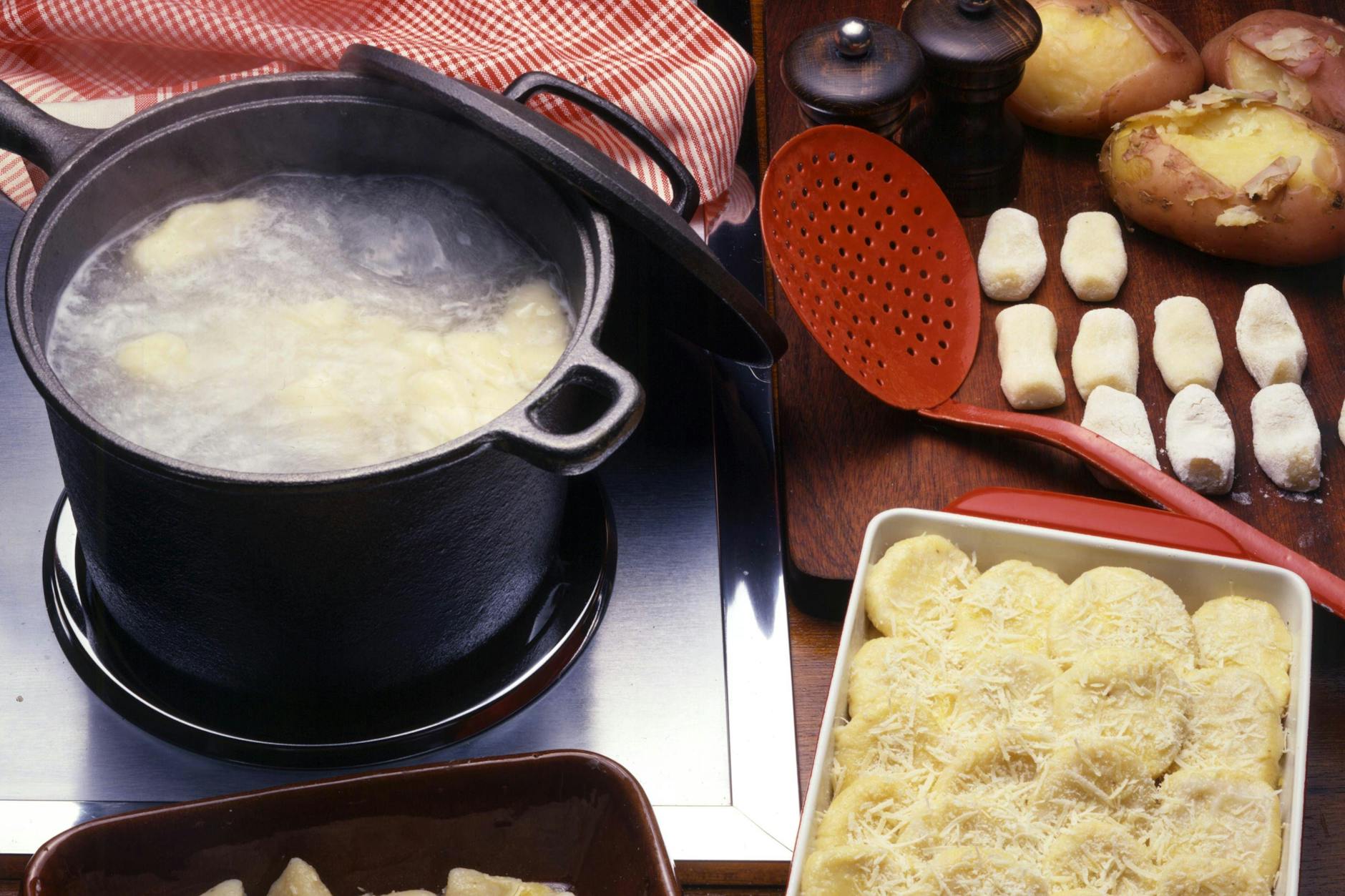 Vollgesogene Stärkebällchen machen glücklich – in 10 Minuten haben Sie den Teig fertig.