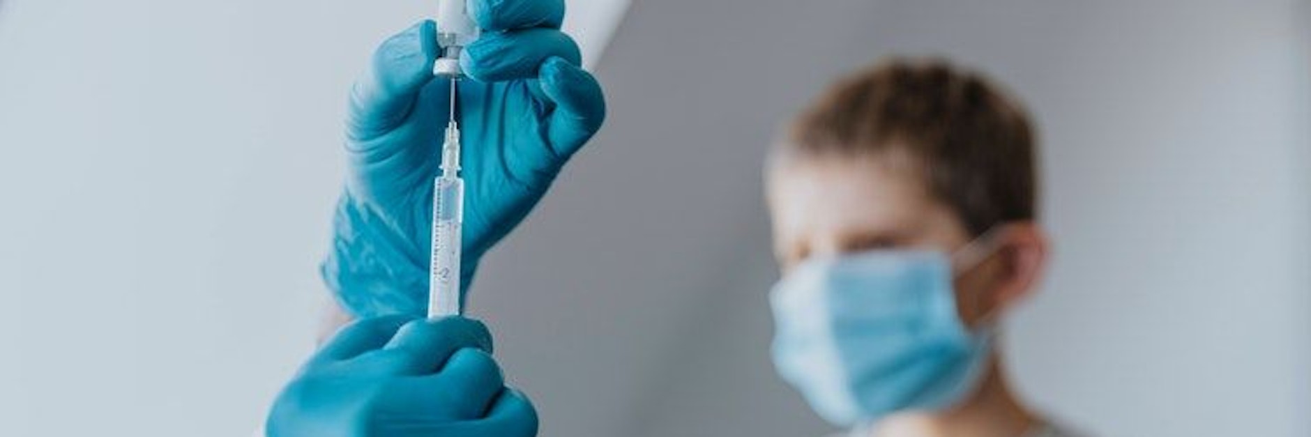 Der Corona-Impfstoff von Moderna ist auch für Kinder und Jugendliche ab zwölf Jahren geeignet.