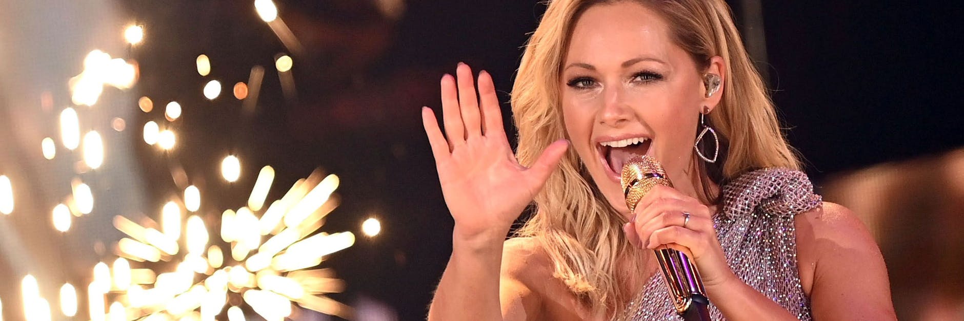 Sängerin Helene Fischer singt bei einer TV-Gala.