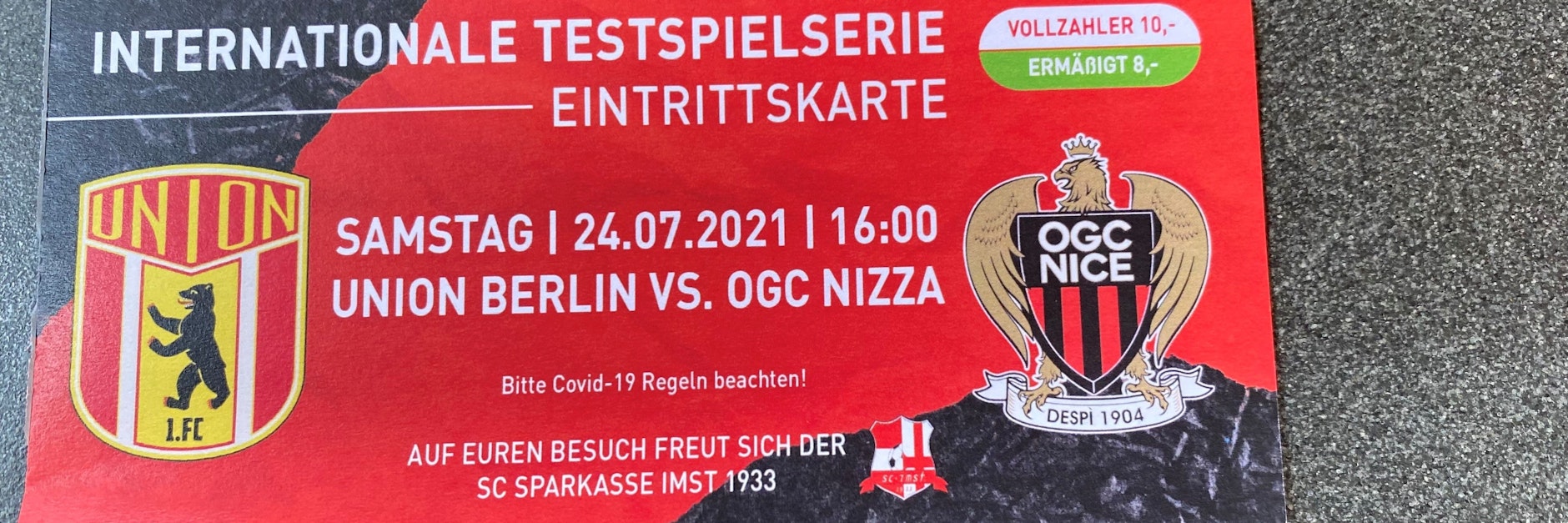 Die Eintrittskarte mit dem falschen Logo.