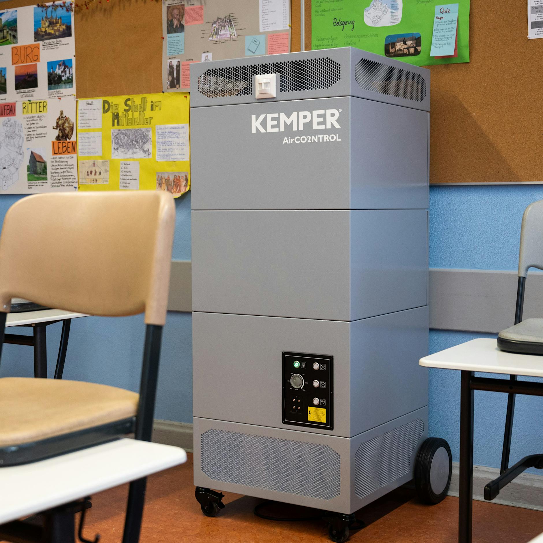 GEW schlägt Corona-Alarm: Berlins Schulen haben zu wenig Belüftungsgeräte!