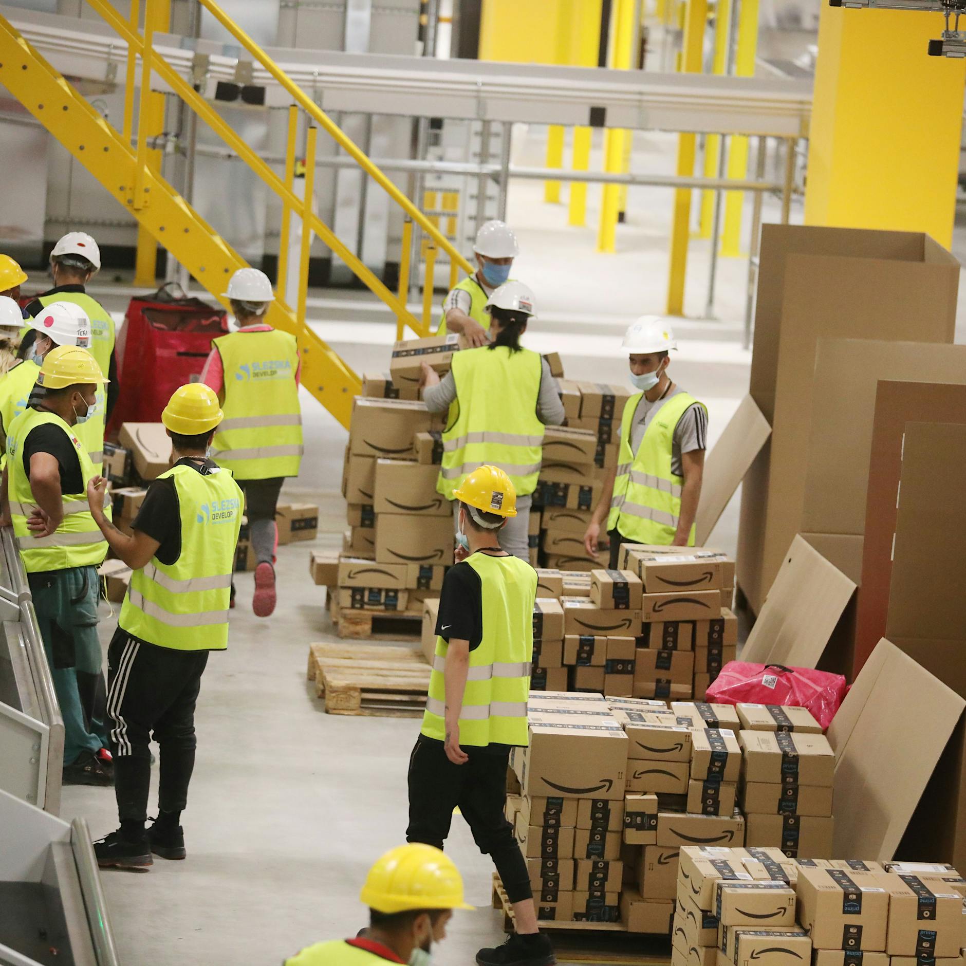 Fake-Bewertungen auf Amazon: Der Konzern löschte 200 Millionen Rezensionen