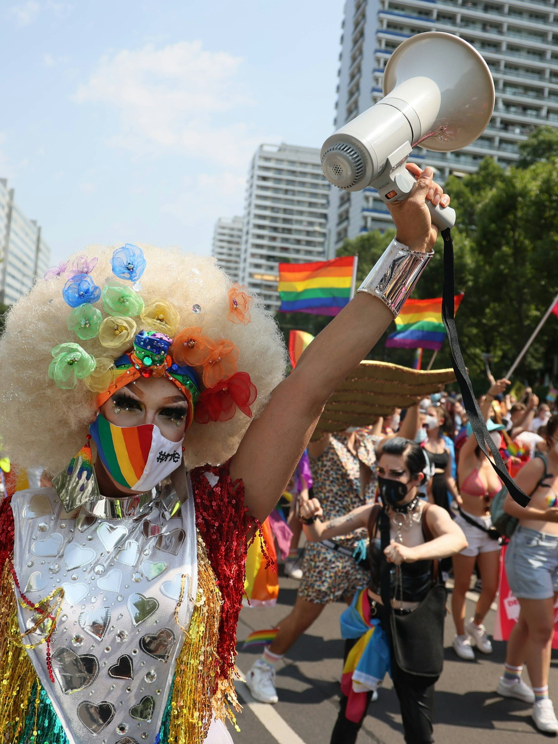 Verkleidungen sind wichtig beim CSD – und Berlin war an diesem Tag regenbogenbunt.